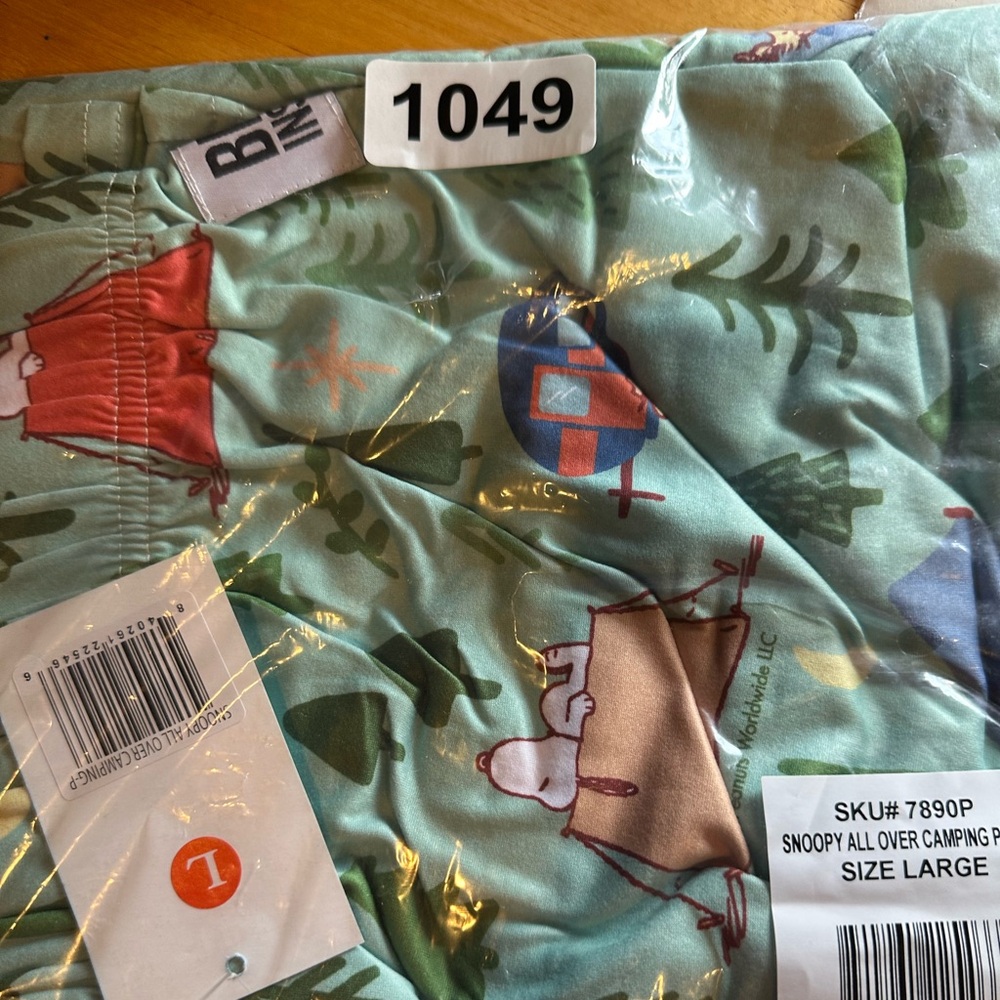 Brief Insanity Snoopy Camping Allover Lounge Pajama Pants w/ Pockets | Large - Picture 6 of 6